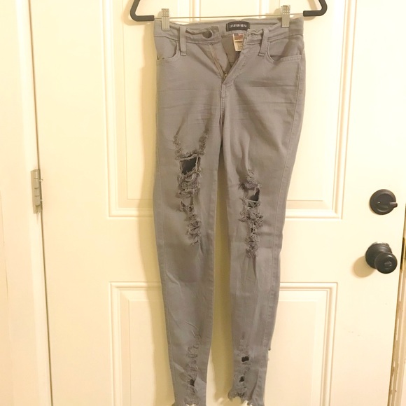 Fashion Nova Jeans - Picture 4 of 6